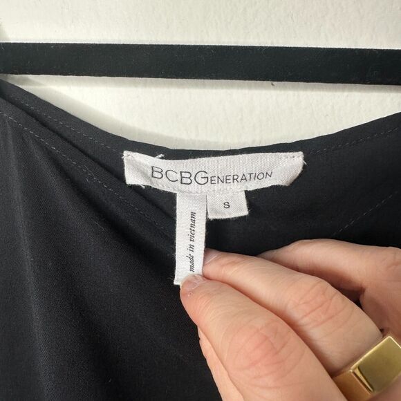 BCBGeneration Jet Black Sheer Side-Slit Lined Spaghetti Strap Crop Tank Cami SM - Picture 6 of 12